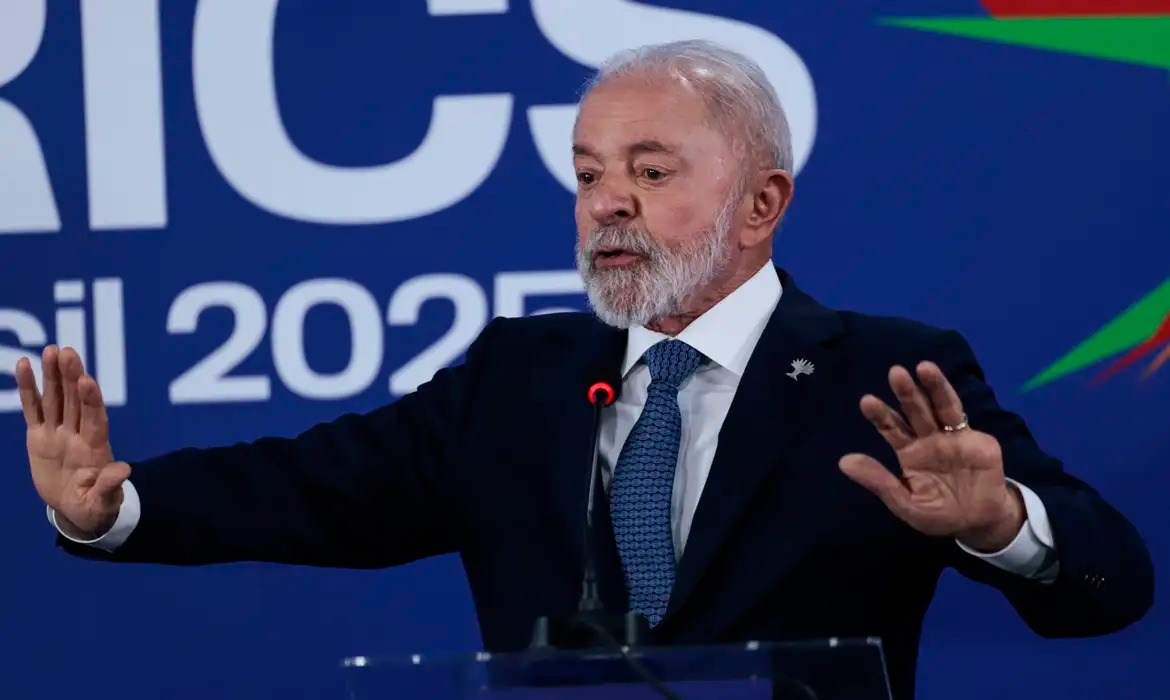 Lula diz que ameaça de taxação de Trump não preocupa países do BRICS