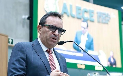 Pedro Lobo destaca na Assembleia importância da Expocrato para economia e turismo do Cariri