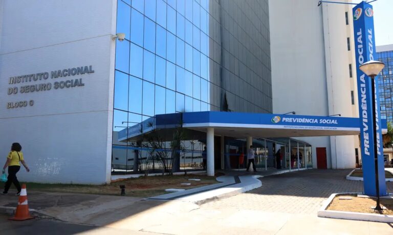 Aposentados têm até 21 de julho para aderir ao plano de devolução de descontos indevidos no INSS