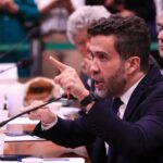 Janones é suspenso por 3 meses na Câmara por ofensas consideradas homofóbicas contra Nikolas Ferreira