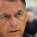 "Infelizmente, não posso conversar com vocês", diz Bolsonaro ao sair da sede do PL sob restrições do STF