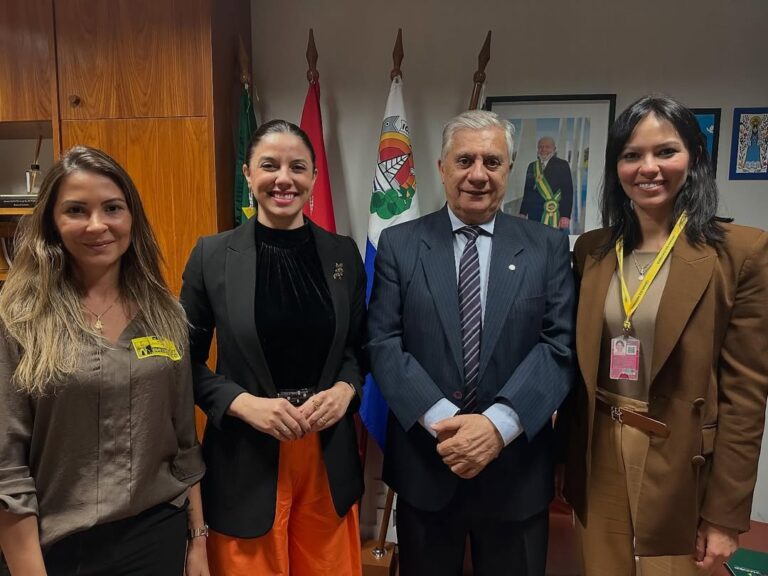 José Airton recebe Defensoria Pública e reafirma apoio ao fortalecimento da instituição