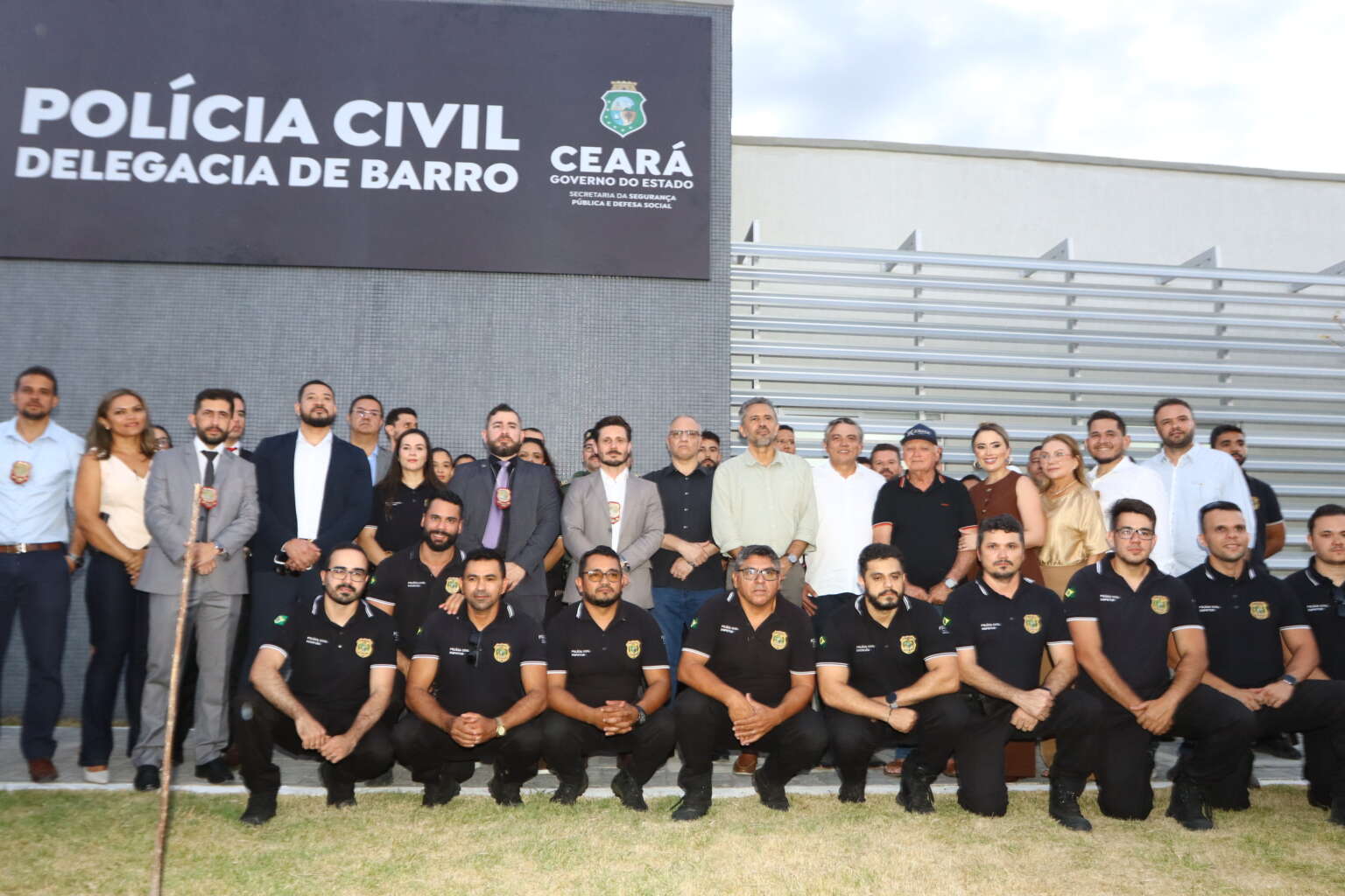 policia barro