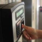 Juazeiro do Norte vai locar 330 relógios de ponto para escolas, postos de saúde e secretarias municipais