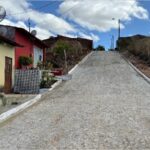 Programa Novos Caminhos leva pavimentação à Palmeirinha dos Vilar e transforma mobilidade no Crato