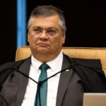 Trump rebate Dino e reforça sanções a Alexandre de Moraes: “Nenhum tribunal estrangeiro pode anulá-las”