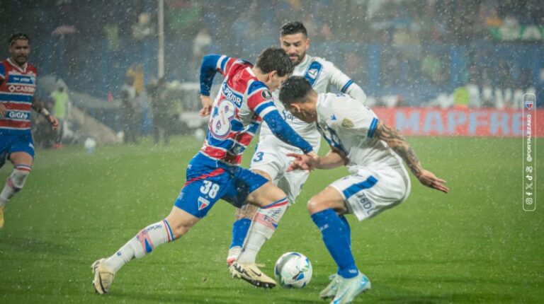 Fortaleza perde para o Vélez e é eliminado da Libertadores nas oitavas; time foca agora no Brasileirão
