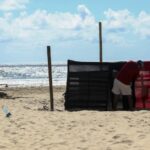 MPCE recomenda interdição de barracas irregulares em Canoa Quebrada por falta de alvarás, higiene e segurança