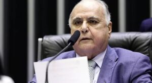 Câmara de Juazeiro do Norte aprova Roberto Pessoa como embaixador do Padre Cícero