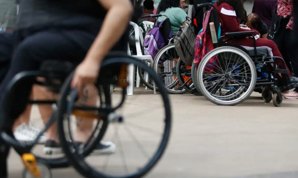 Feira online "Inclui PcD" oferece 7 mil vagas de emprego para pessoas com deficiência nos dias 2 e 3 de setembro