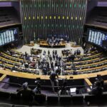 Câmara votará em 1º de outubro projeto que isenta IR até R$ 5 mil e cria alíquota extra para mais ricos