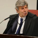 STF: Fux absolve Bolsonaro e aliados, mas condena Braga Netto e Mauro Cid na trama golpista