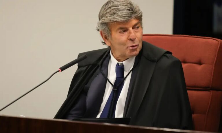 STF: Fux absolve Bolsonaro e aliados, mas condena Braga Netto e Mauro Cid na trama golpista