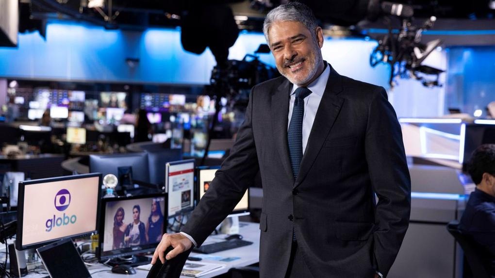 William Bonner deixa Jornal Nacional após 29 anos; César Tralli assume bancada ao lado de Renata Vasconcellos