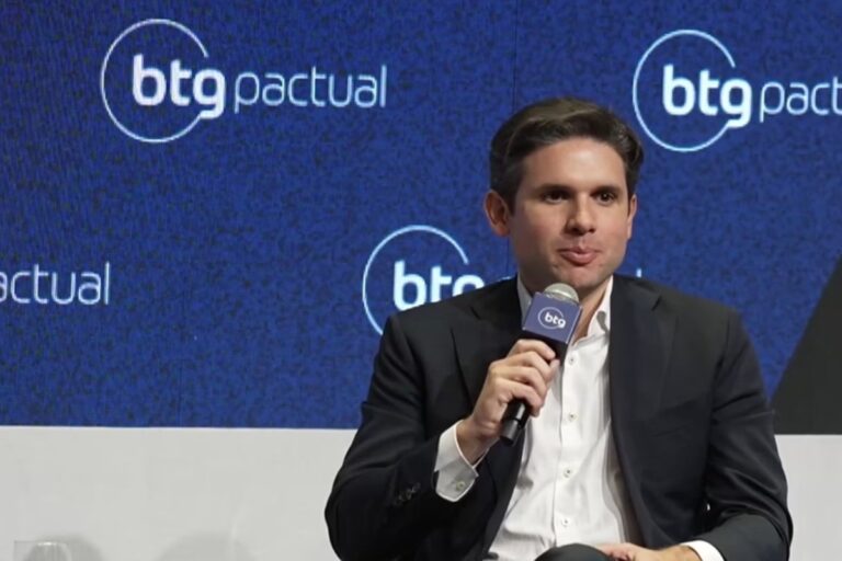 Após protestos contra PEC da Blindagem e PL da Anistia, Hugo Motta promete “tirar pautas tóxicas” da Câmara