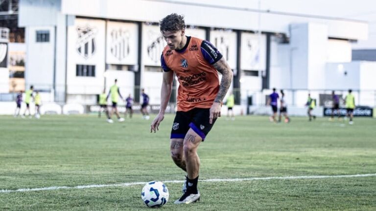 Ceará retorna aos treinos em Porangabuçu com foco no duelo contra o Vasco pelo Brasileirão