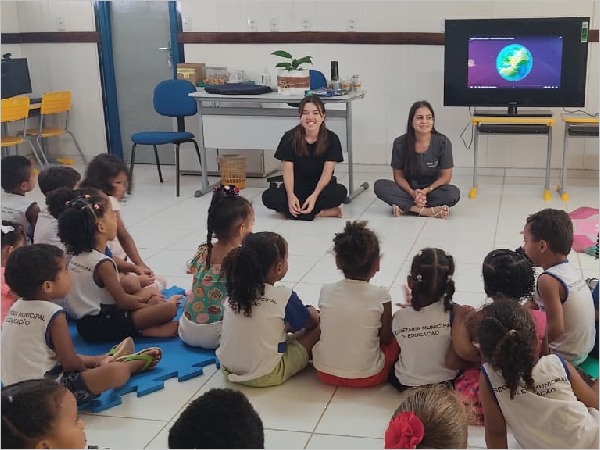 Crato conquista destaque nacional na 6ª Jornada de Educação Alimentar e Nutricional com projeto escolar