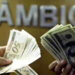 Dólar cai para R$ 5,31 após conversa entre Lula e Trump; Bolsa recua 0,41% com realização de lucros