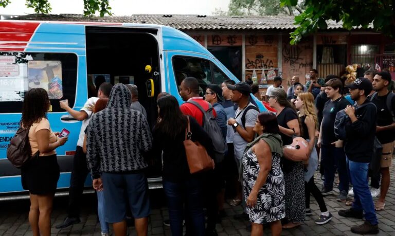 “Entrei na estação para fugir dos tiros”: relatos de medo e caos durante megaoperação no Rio