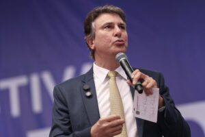 Camilo Santana anuncia 6,7 mil novos cargos para universidades federais e reforça compromisso com o ensino público