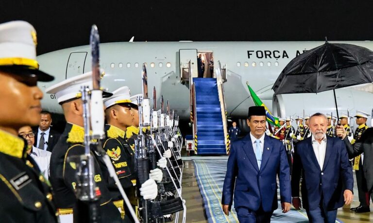 Lula visita Indonésia e Malásia para fortalecer relações políticas e ampliar comércio com o Sudeste Asiático