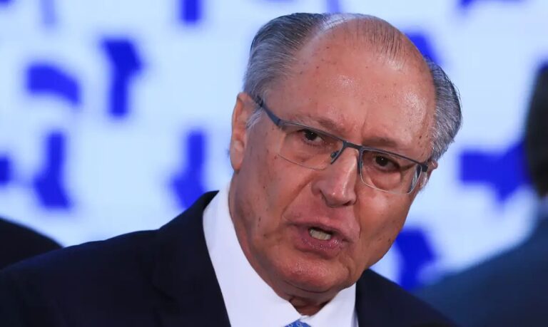 Alckmin diz que encontro entre Lula e Trump destrava negociações e reforça pressão pelo fim do tarifaço dos EUA