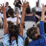 Mais brincadeira, menos tela: especialistas destacam hábitos essenciais para uma infância saudável