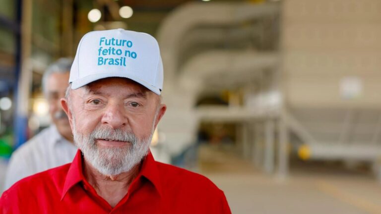 Lula se reúne com o Papa Leão XIV no Vaticano e reforça liderança global no combate à fome e à pobreza