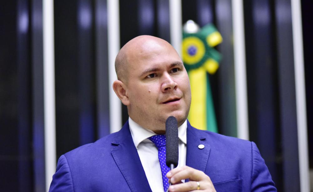 O fanfarrão Brunini que colocou Cuiabá numa crise fianceira e à beira do colapso orçamentário 1 idiota