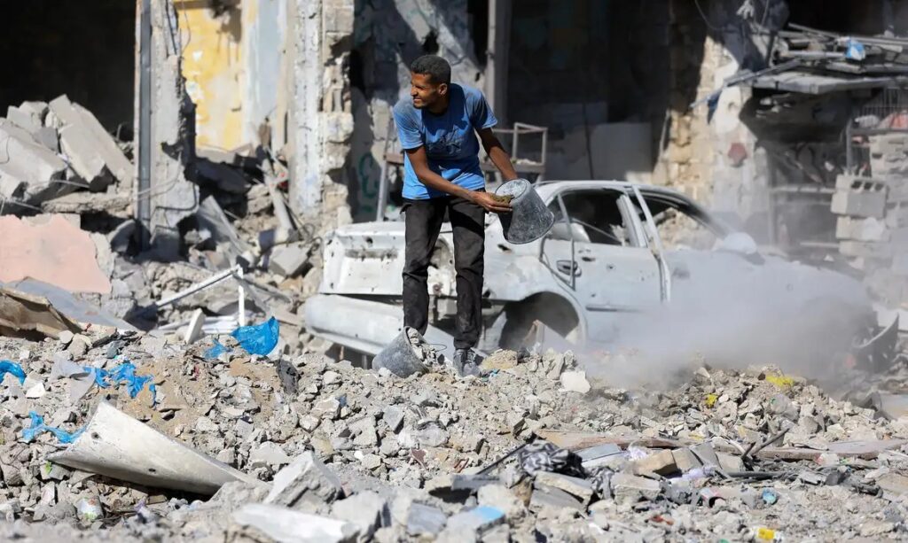 Ataque israelense em Gaza deixa um morto e reacende tensões sobre violações da trégua