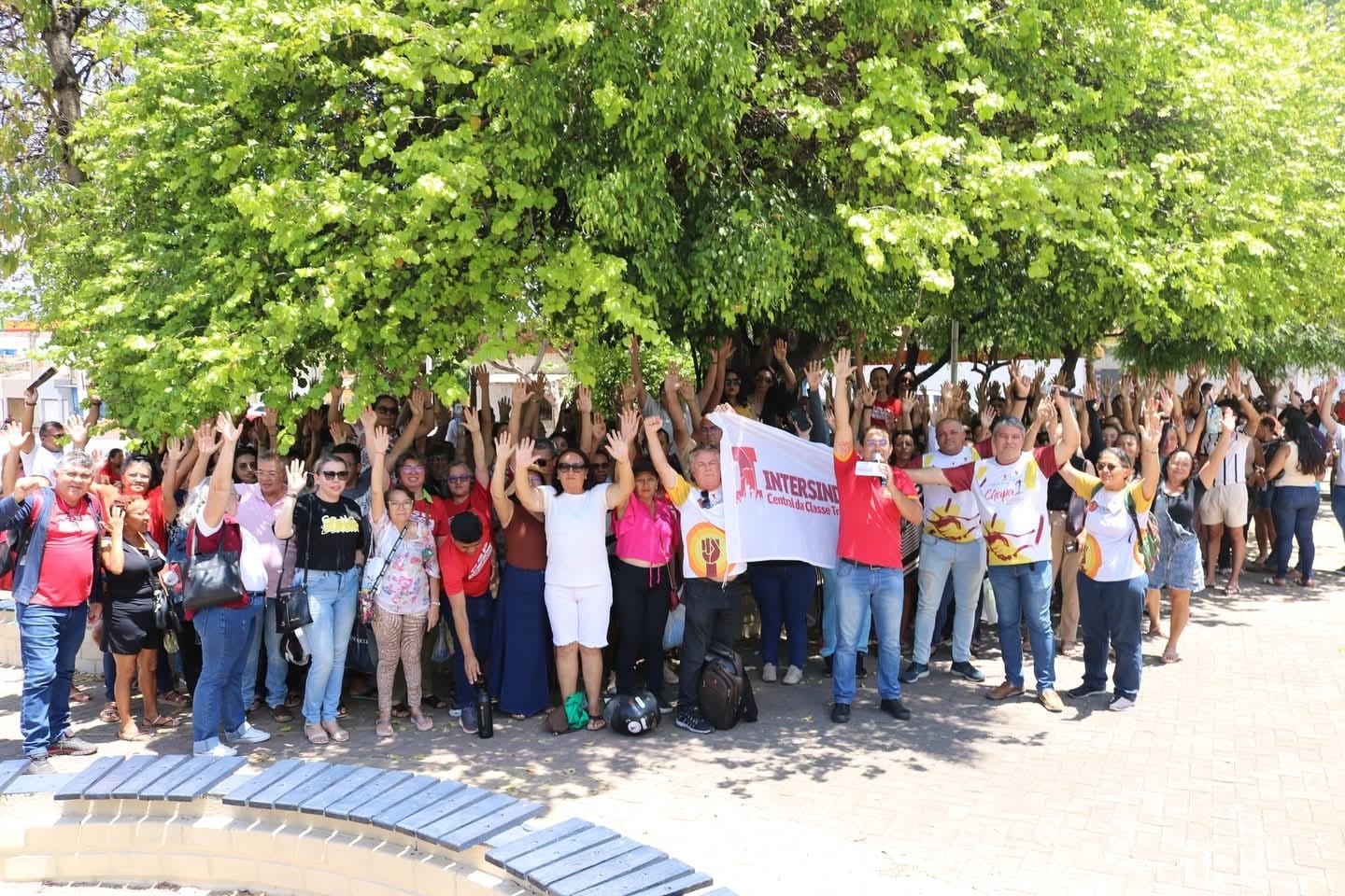 Assembleia geral ordinaria aprova a pauta geral e especifica da campanha salarial 2026 dos servidores de Juazeiro do Norte