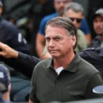 Prisão de Bolsonaro é mantida após audiência de custódia; juíza rejeita alegações e STF analisará caso