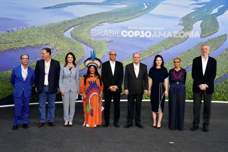“Tempo das promessas já passou”: Alckmin cobra ação climática na abertura do segmento de alto nível da COP30