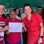 Secretária Luísa Cela e outras 13 mulheres da Cultura se filiam ao PT em evento com lideranças no Ceará