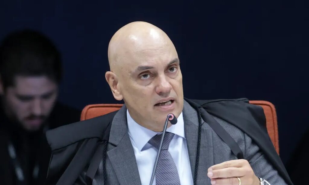 Moraes afirma que militares não poderão ser interrogados de farda no STF durante julgamento dos réus do golpe