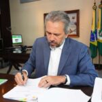 Elmano homologa primeiro concurso da Seas e incorpora 116 analistas para reforçar o sistema socioeducativo do Ceará