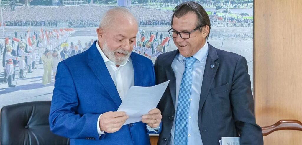 Marinho defende fim da escala 6x1 e duas folgas semanais como nova bandeira do governo Lula