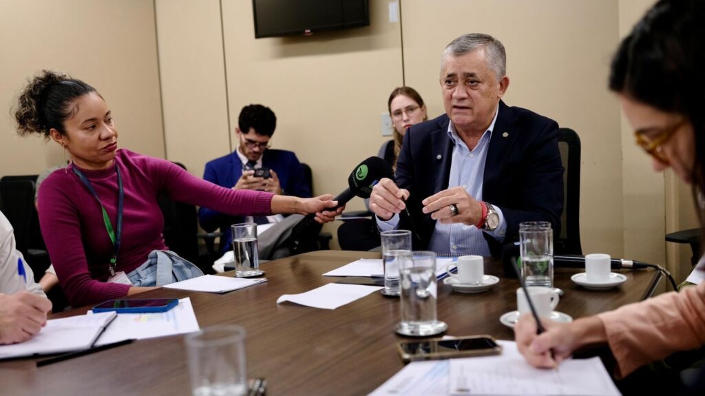 Guimarães apresenta balanço legislativo de 2025 e destaca reconstrução do Brasil sob o governo Lula