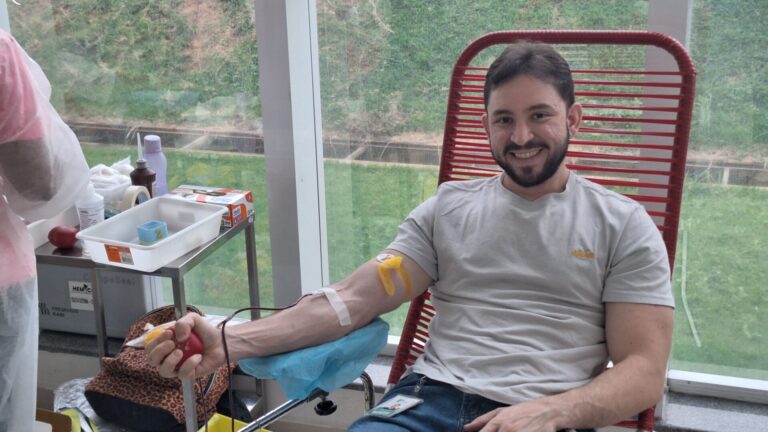 Hospital Regional do Cariri e Hemoce promovem campanha de doação de sangue no dia 26 de dezembro 6 HRC Hemoce doação sangue (3)