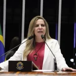 Luizianne Lins assume presidência da Comissão Mista de Combate à Violência contra a Mulher no Congresso
