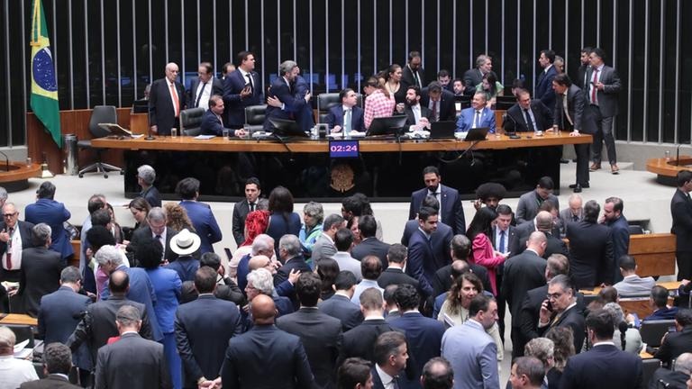PL da Dosimetria: veja como votaram os deputados federais do Ceará na proposta que reduz penas do 8 de janeiro