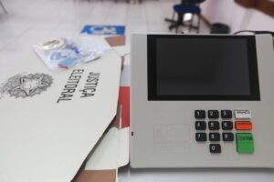 Facções criminosas preocupam Judiciário e TSE para as Eleições de 2026, alerta Metrópoles