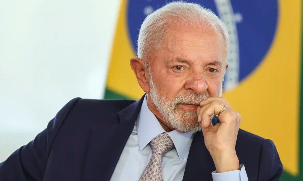 Governo Lula avalia enviar texto próprio para extinguir escala 6×1 após divergir de relatório de Gastão 1 Governo Lula avalia enviar texto próprio para extinguir escala 6×1 após divergir de relatório de Gastão