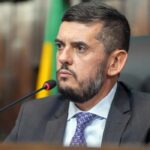 Alerj revoga prisão preventiva de Rodrigo Bacellar por 42 votos a 21 em sessão extraordinária