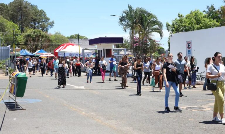 CNU 2025: locais da prova discursiva já podem ser consultados; veja como acessar o cartão de confirmação