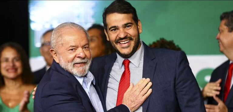 Lula descarta plano B para o STF, reafirma Messias e orienta ministros a não alimentar disputa com Alcolumbre 16 Lula descarta plano B para o STF, reafirma Messias e orienta ministros a não alimentar disputa com Alcolumbre