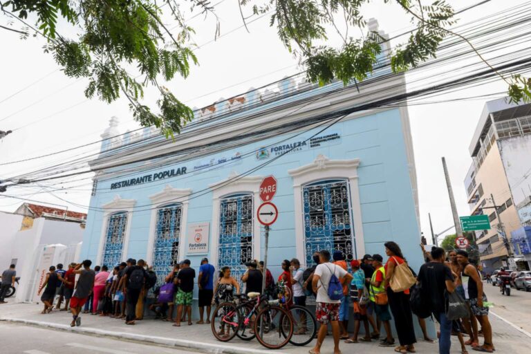 FORtaleCE: Governo do Ceará, Prefeitura de Fortaleza e União inauguram restaurante popular que distribuirá até 1.000 refeições por dia 8 fortalece