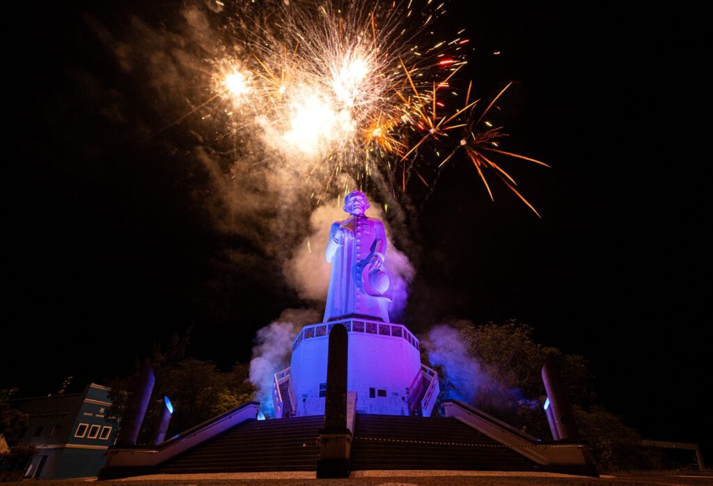 Réveillon com show pirotécnico de baixo ruído será realizado na Colina do Horto 1 reveillon juazeiro