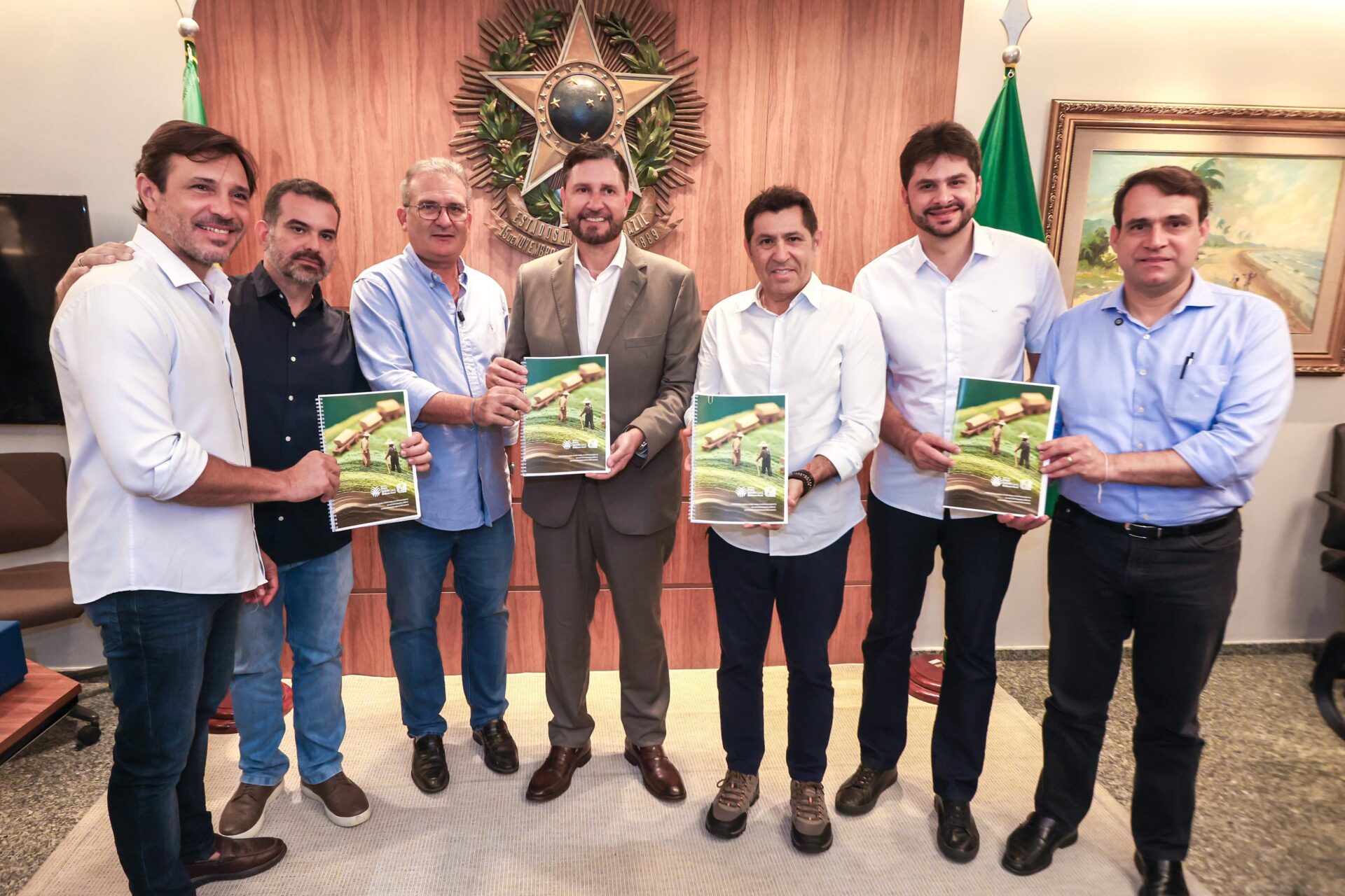 De Assis Diniz celebra 3 anos da criacao da Frente Parlamentar em Defesa da Agricultura Familiar Pecuaria e Pesca