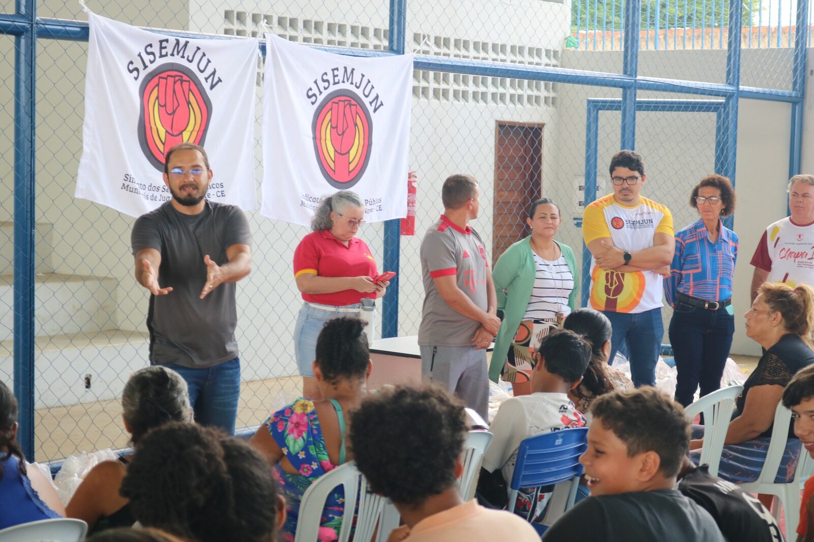 PAGINA 11 TRIBUNA SINDICAL 1